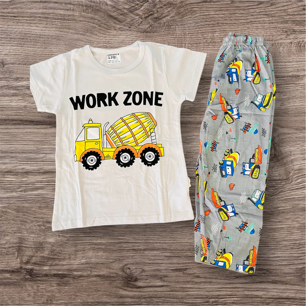 Pijama de Niño, talla 5 y 6