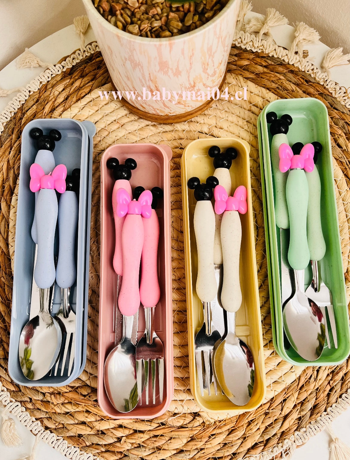 Cubiertos Minnie con estuche